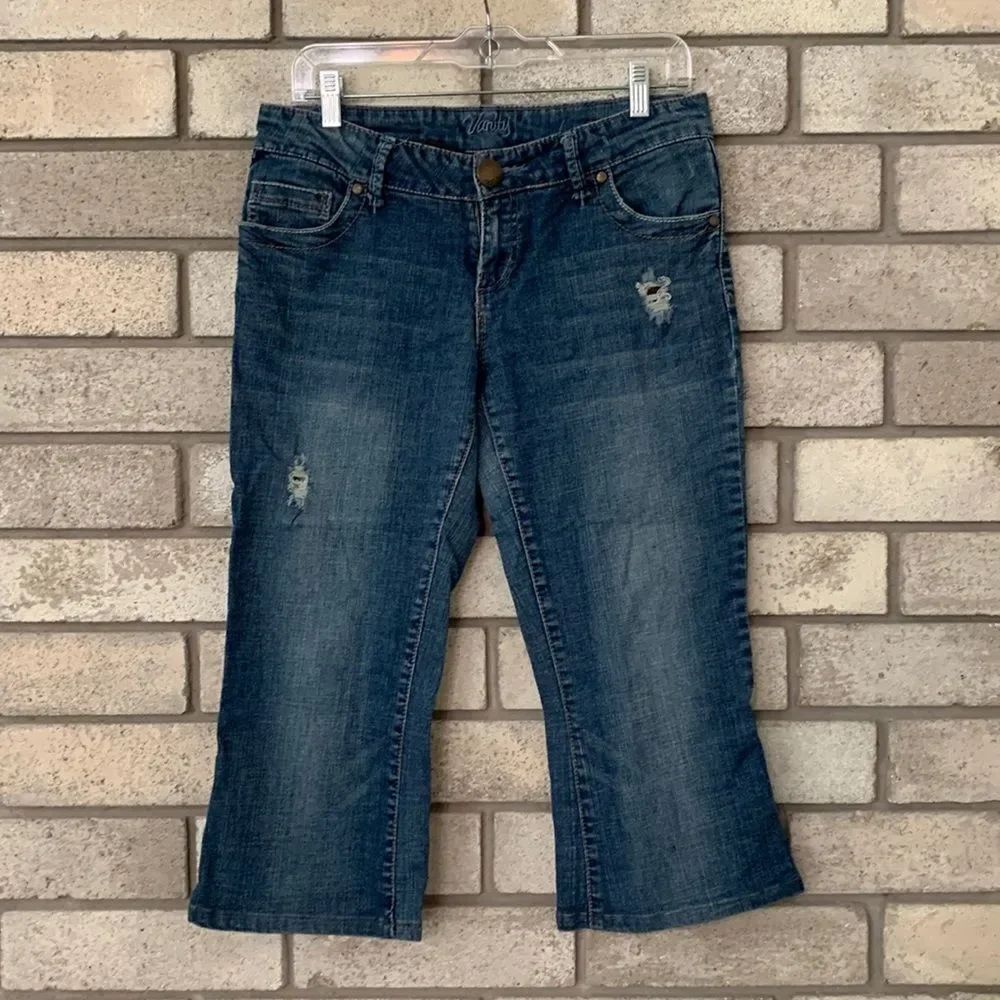 3for$20 custom cut jeans Capri size 28 waist